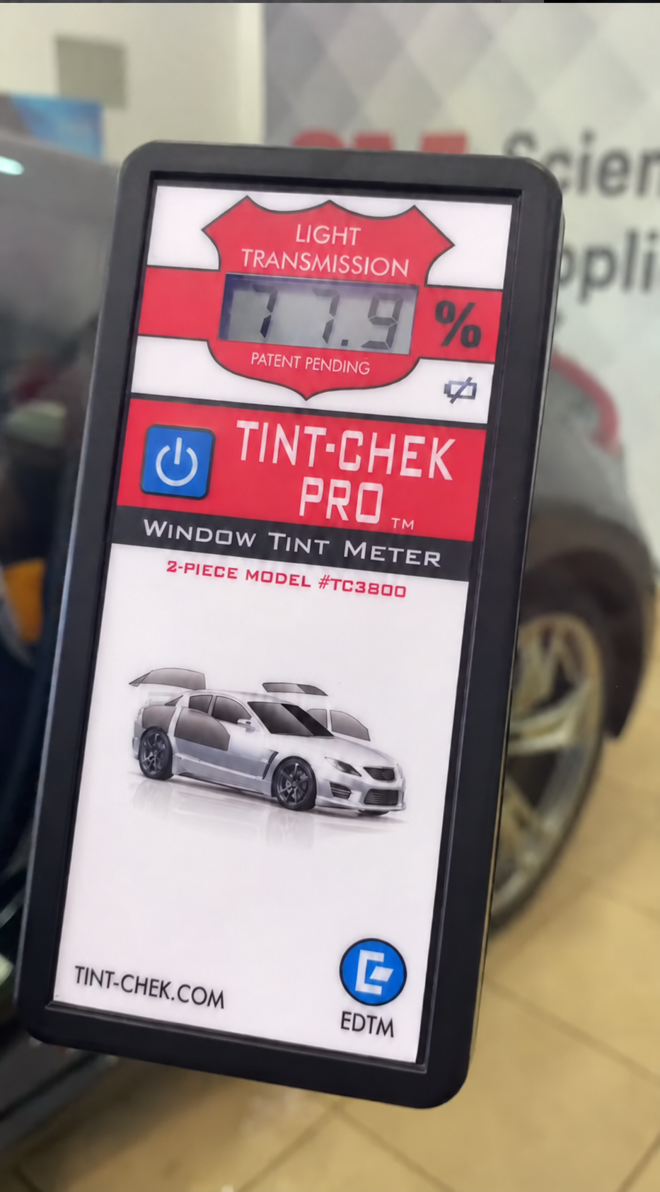 Medición profesional de transparencia de vidrios automotrices